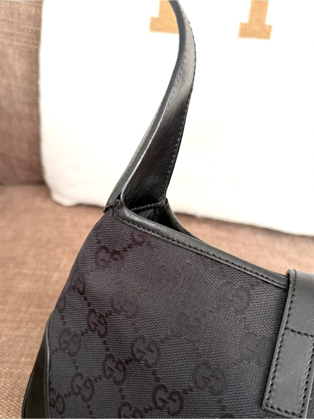 Gucci authentic jackie